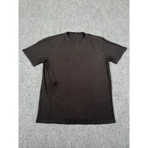 Vuori Logo T Shirt Mens Medium Black Short Sleeve Casual Crew Neck Tee